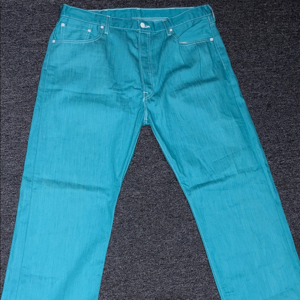 Levi's Men's Vibrant Blue Straight Jeans